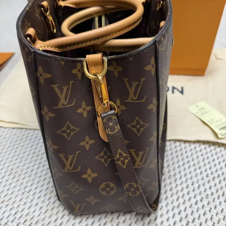 [BUNJANG] Louis Vuitton Montaigne MM Full Package / 루이비통 몽테뉴 MM 풀박스