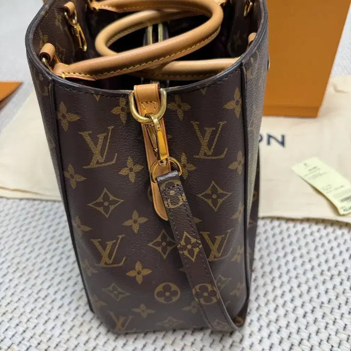 [BUNJANG] Louis Vuitton Montaigne MM Full Package / 루이비통 몽테뉴 MM 풀박스