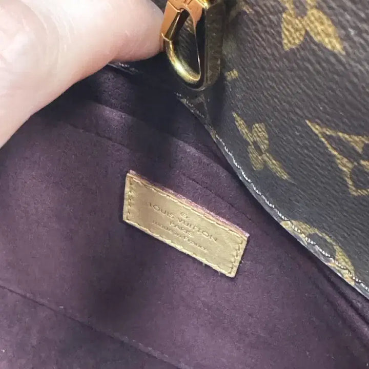 [BUNJANG] Louis Vuitton Montaigne MM Full Package / 루이비통 몽테뉴 MM 풀박스