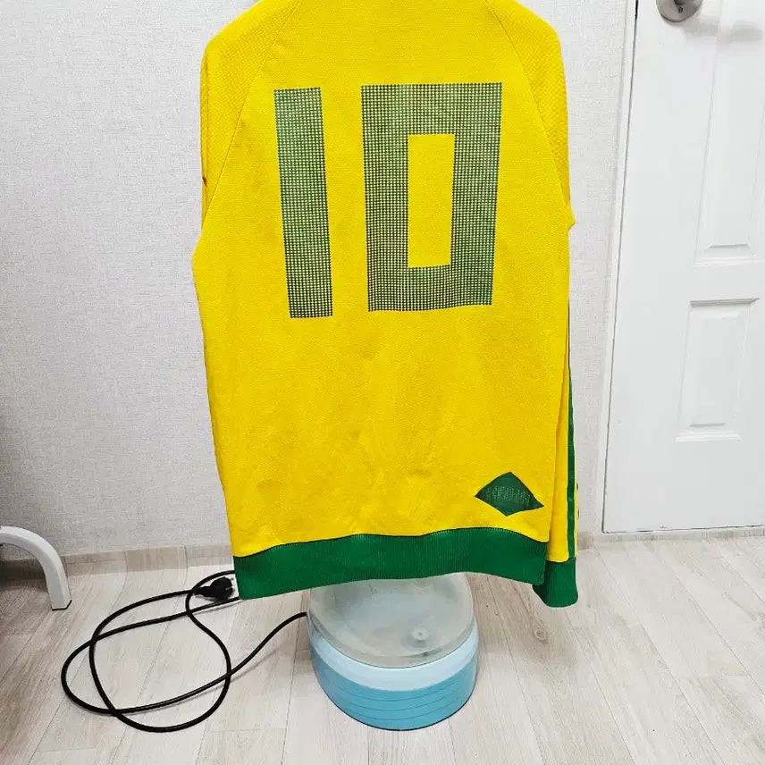 [BUNJANG] Adidas Kaká 10 Track Top Jersey / (95)M 초대장급 아디다스 카카 10번 [노초] 트랙탑져지