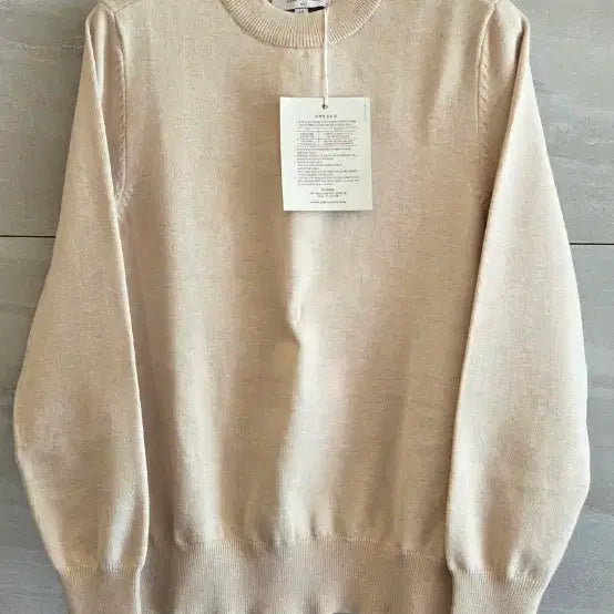 [SOLD OUT] 쉐비뇽 여성니트  미착용