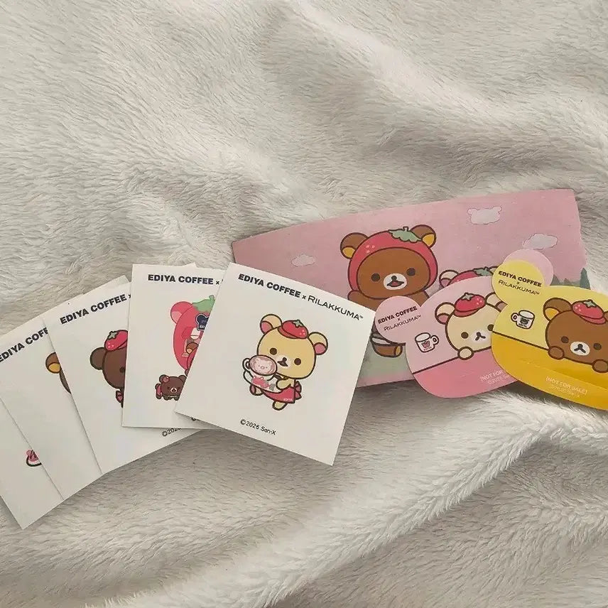 [BUNJANG] Ediya Rilakkuma Sticker/Cup Holder/Straw Holder Bundle Set / [일괄] 이디야 리락쿠마 스티커 /컵홀더/ 빨대 홀더