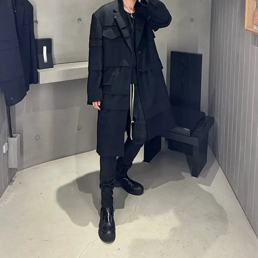 [SOLD OUT] [48] 송지오 24FW 쇼피스 플레이트 코트 이민호씨 착용