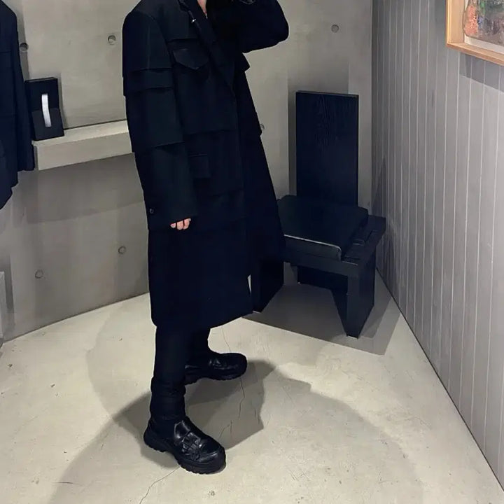 [SOLD OUT] [48] 송지오 24FW 쇼피스 플레이트 코트 이민호씨 착용