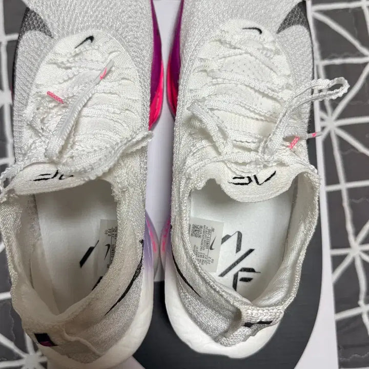[BUNJANG] Nike Alphafly 3 Hyper Pink Running Shoes / 나이키 알파플라이3 하이퍼 핑크  285