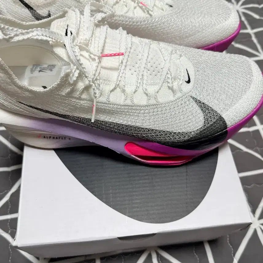 [BUNJANG] Nike Alphafly 3 Hyper Pink Running Shoes / 나이키 알파플라이3 하이퍼 핑크  285