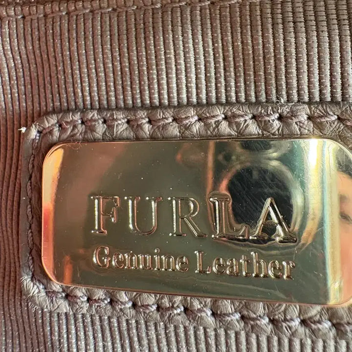 [BUNJANG] Furla Leather Big Shoulder Bag / 훌라 가죽 빅백