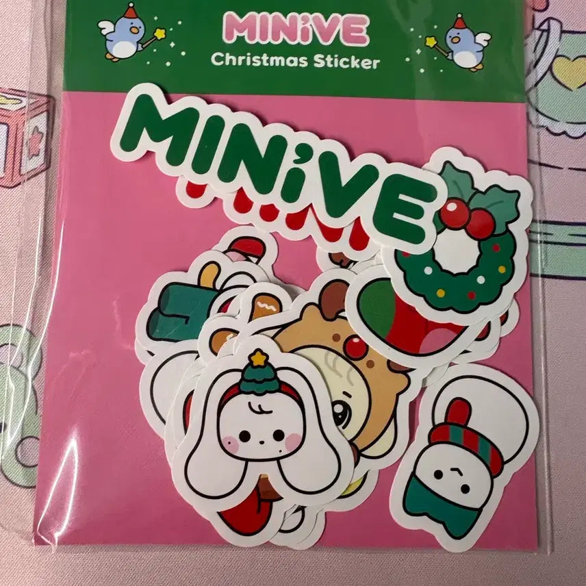 [BUNJANG] IVE Liz Mini-B Christmas Doll + Sticker / 아이브 리즈 인형 /미니브 크리스마스 / 미니브 스티커랑