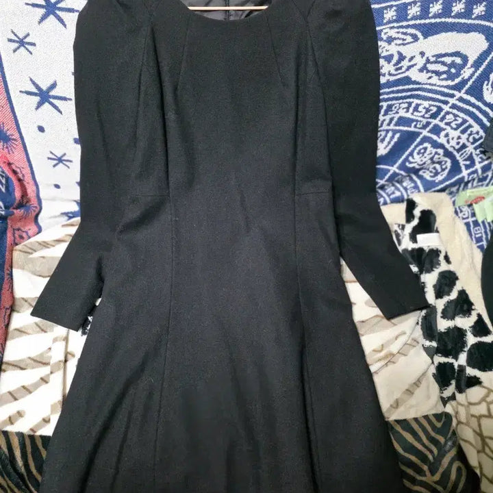 [SOLD OUT] KennethLady 블랙 모직 원피스