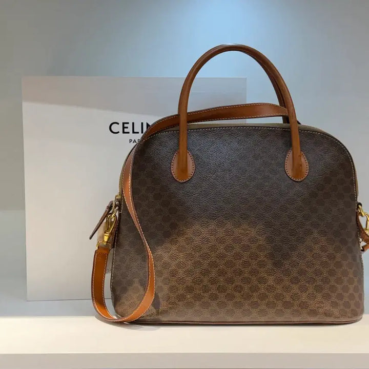 [BUNJANG] Celine Classic Tote Bag (Tan Brown) / 셀린느 토트백