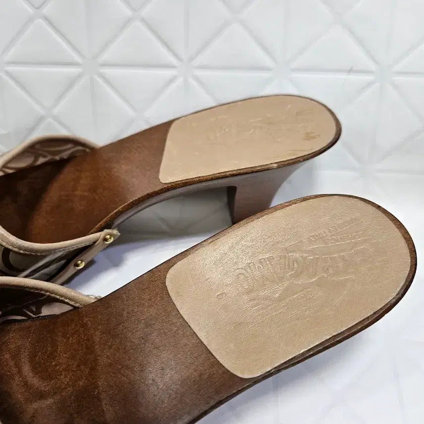 [BUNJANG] Wood Slippers / 페라가모 우드 슬리퍼