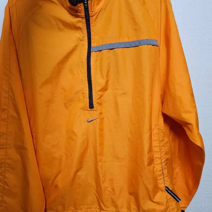 [BUNJANG] Nike Orange Half-Zip Windbreaker (Size M) / 나이키 오렌지색 바람막이 하프집업 m 사이즈