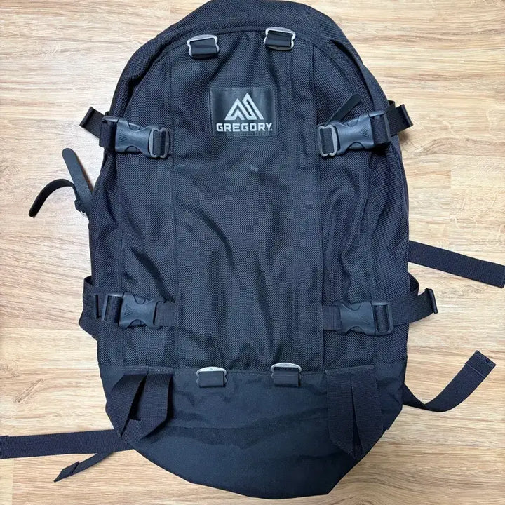 [BUNJANG] Gregory Oliday / 그레고리 올데이