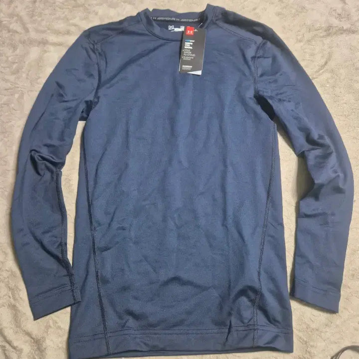 [BUNJANG] Under Armour Navy Long Sleeve Shirt (Sealed) / 언더아머 긴팔 티셔츠 네이비 새상품