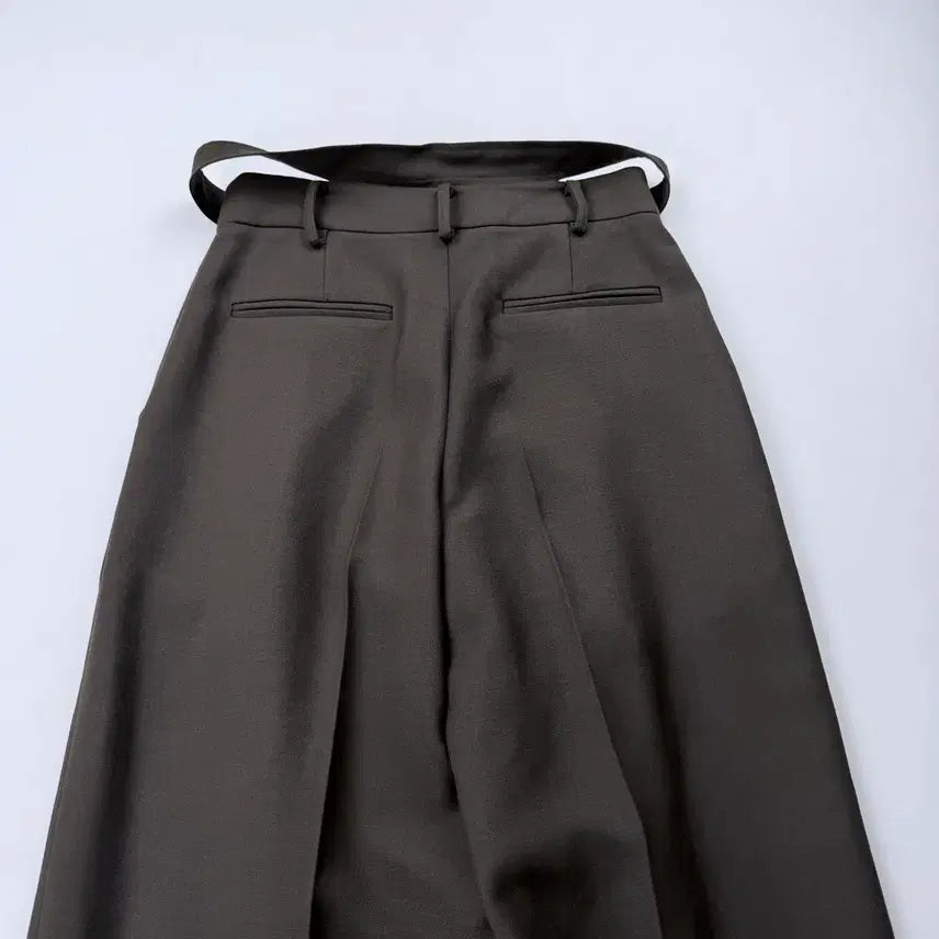 [BUNJANG] RECTO Khaki Brown Belted Slacks / 렉토 카키브라운 벨티드슬랙스