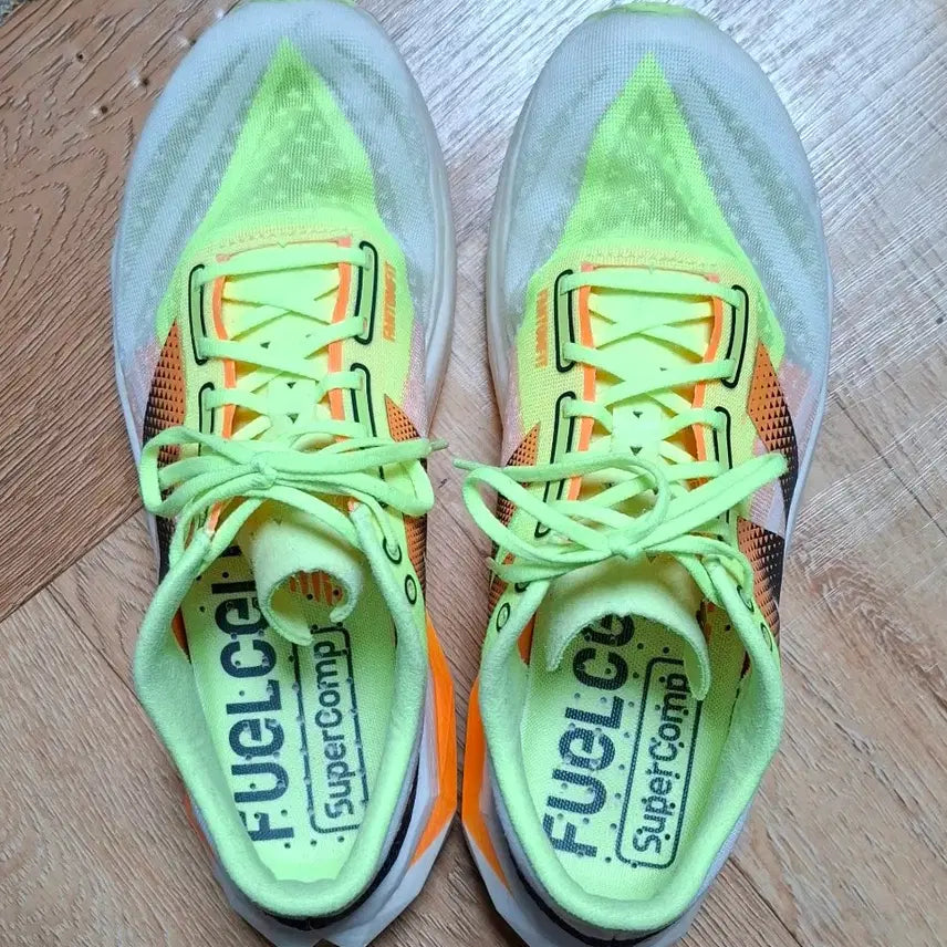 [BUNJANG] New Balance Elite v4 Running Shoes (270) / 뉴발란스 약270 엘리트v4 러닝화