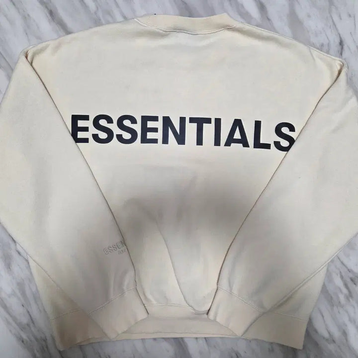 [BUNJANG] Fear of God Essentials Crewneck Sweatshirt / 피오갓에센셜 크루넥 스웻 셔츠