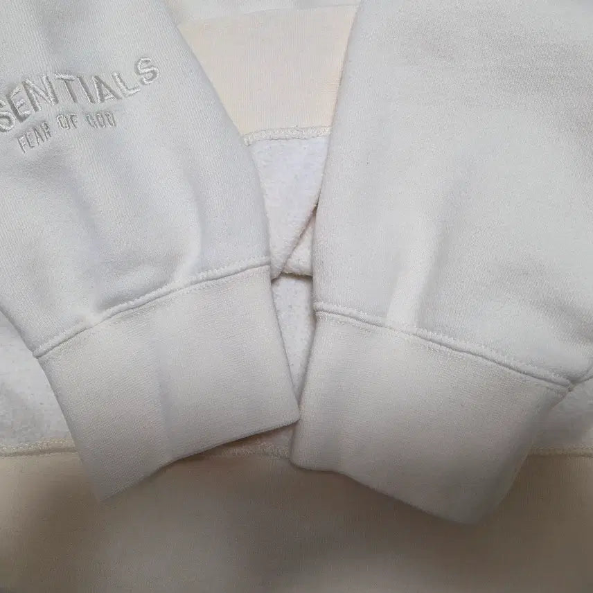 [BUNJANG] Fear of God Essentials Crewneck Sweatshirt / 피오갓에센셜 크루넥 스웻 셔츠