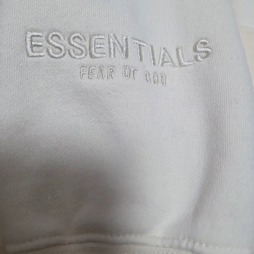 [BUNJANG] Fear of God Essentials Crewneck Sweatshirt / 피오갓에센셜 크루넥 스웻 셔츠