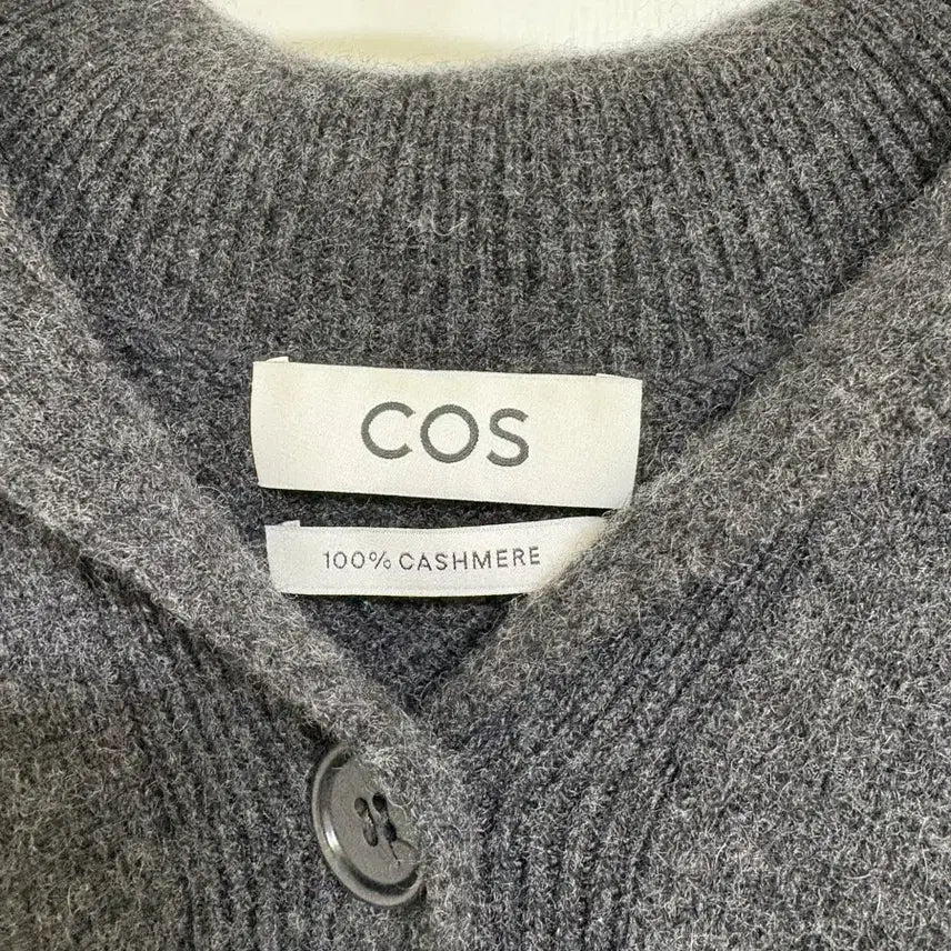 [BUNJANG] COS Cashmere Button Detail Knit Sweater / COS 캐시미어 버튼 디테일 니트