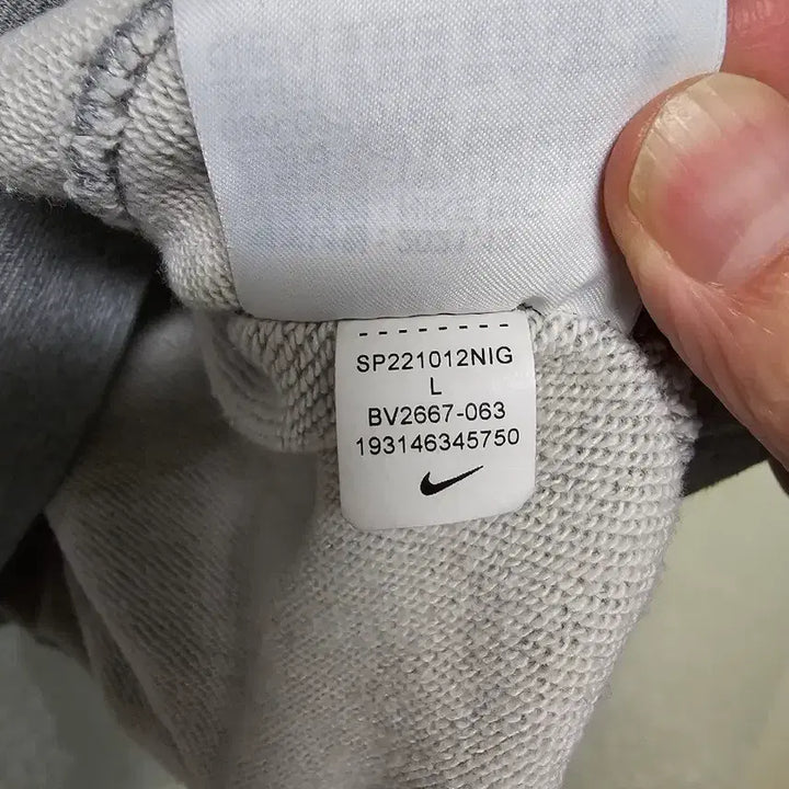 [SOLD OUT] 나이키 클럽 크루  탑(BV26667-063) 100