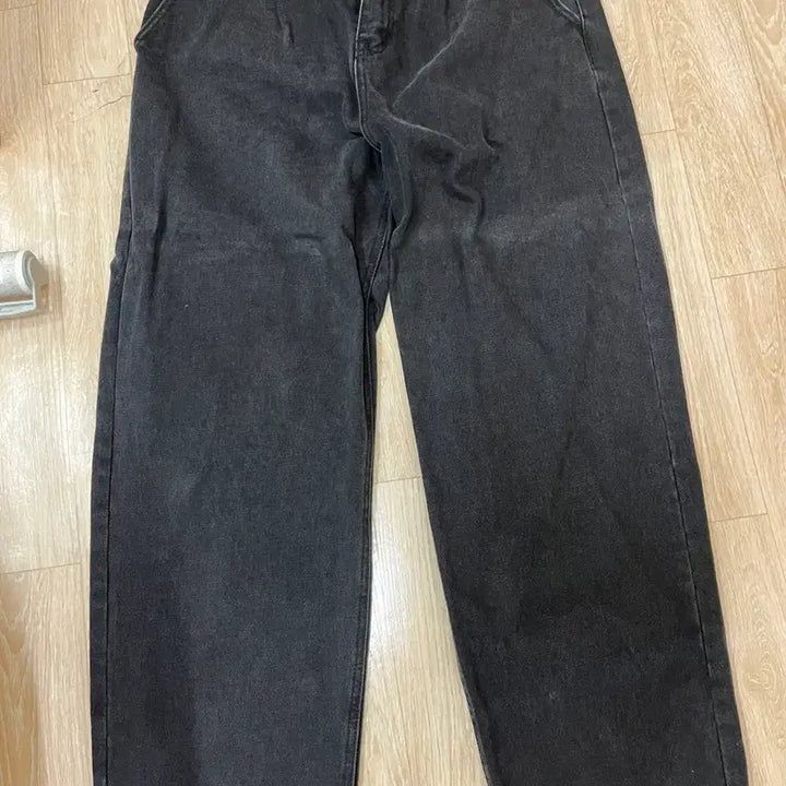 [BUNJANG] ZIPLYSH Curved Denim Pants Black-Blue / 지플리시 커브드 데님팬츠 흑청