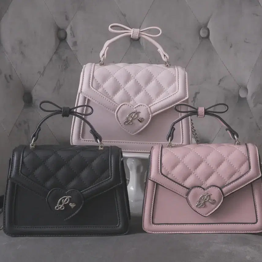 [BUNJANG] Pium Heart Logo Mini Quilted Bag / 피움 하트 로고 미니 퀼팅 백 일브 양산형 스나계