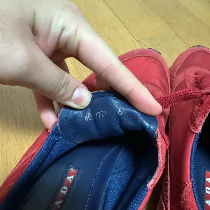 [BUNJANG] Prada Suede Sneakers Red 250 / 프라다 스웨이드 운동화 레드 250 6사이즈