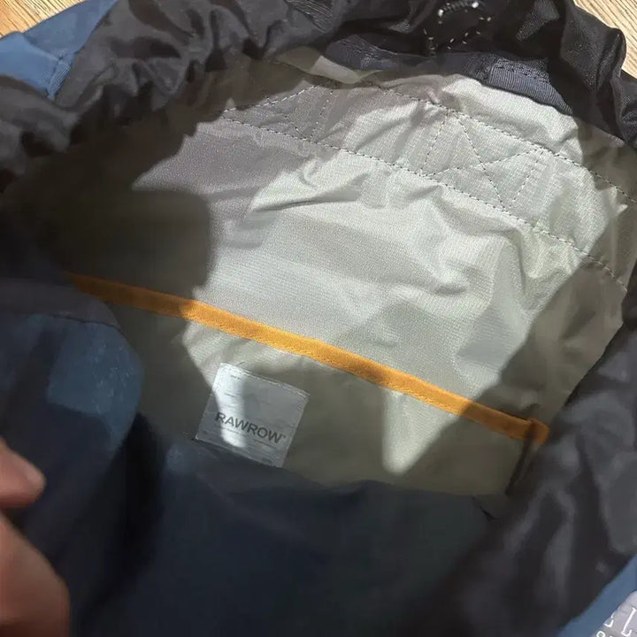 [BUNJANG] Rawrow String Backpack / 로우로우 스트링 백팩