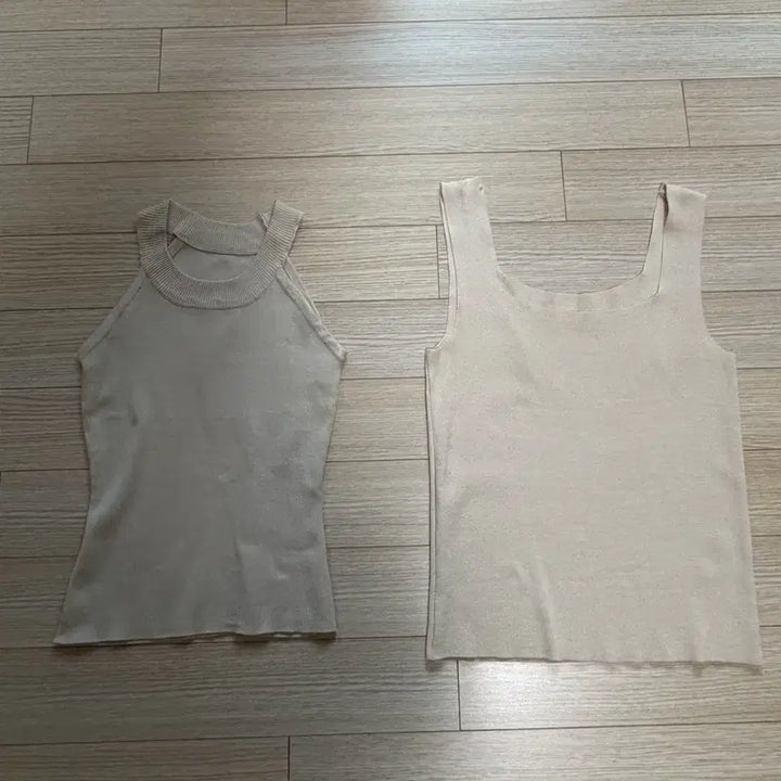 [BUNJANG] Beige Halterneck Tank Top / 베이지 홀터넥 나시, 기본 나시