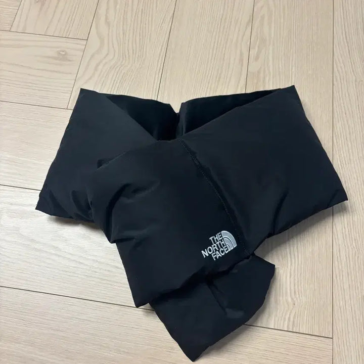 [BUNJANG] The North Face T-BALL Scarf Black / 노스페이스 패딩 목도리 블랙 새상품