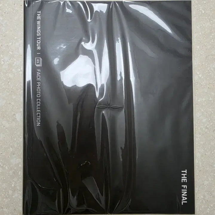 [BUNJANG] BTS Wings Face Photo Collection (Sealed) / 방탄소년단 윙즈 페포컬 페이스 포토 컬렉션 (미개봉)