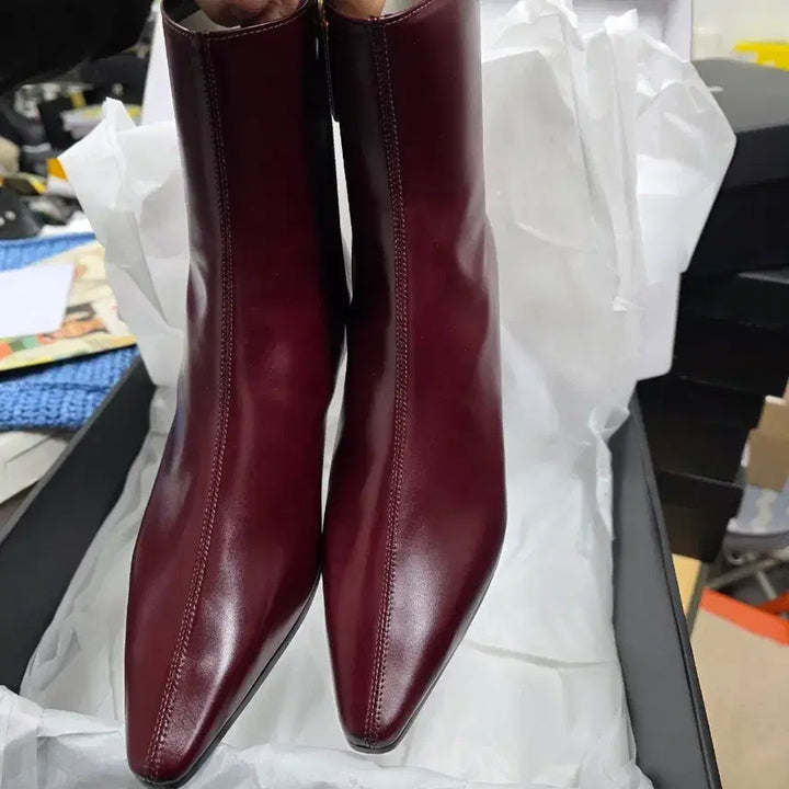 [BUNJANG] Amelia Soga Leather Ankle Boots / 아멜리아 소가죽부츠