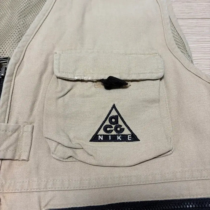 [SOLD OUT] 나이키 ACG 올드스쿨 아웃도어 베이지 멀티포켓 베스트