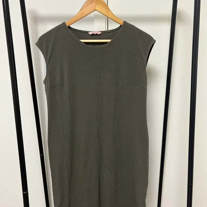 [BUNJANG] Olivia Hasler Khaki Short Sleeve Long Dress / 올리비아 하슬러 카키색 반팔 원피스 871