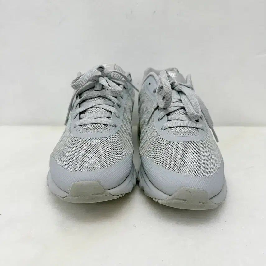 [BUNJANG] Nike Invigor Print Gray Sneakers / (275)나이키 운동화 인비고 프린트 그레이