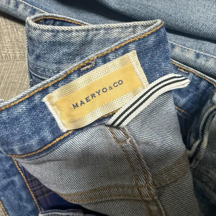 [BUNJANG] MAERYO&amp;CO T-2 Kuroki Sky Blue Denim Jeans / MAERYO&amp;CO T-2 Kuroki 스카이블루 데님 28 S