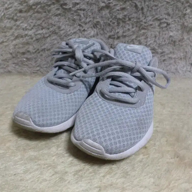 [BUNJANG] Nike Tanjun Gray Kids' Shoes / 후루룩구제 200 나이키 탄준 그레이 키즈 아동화 주니어