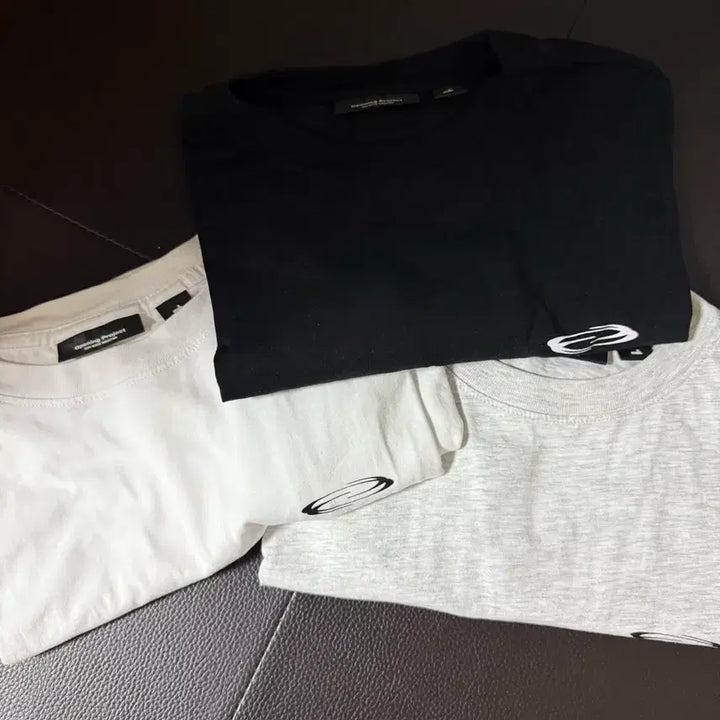 [BUNJANG] Opening Project Logo T-shirts / 오프닝 프로젝트 로고 티셔츠 블랙/화이트/회색