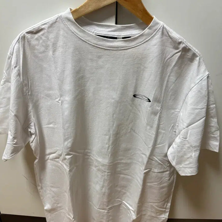 [BUNJANG] Opening Project Logo T-shirts / 오프닝 프로젝트 로고 티셔츠 블랙/화이트/회색