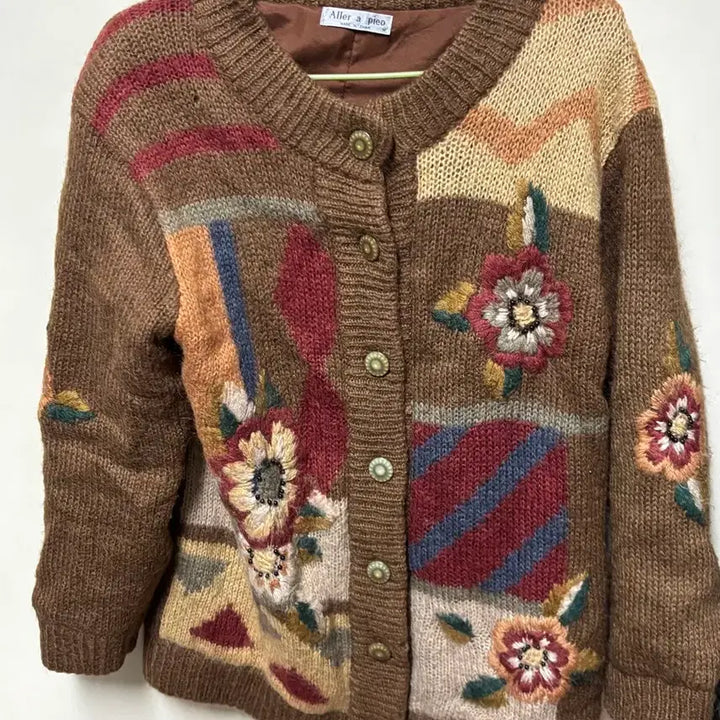 [BUNJANG] Vintage Japanese Wool Blend Embroidered Cardigan / 일본 울 혼방 빈티지 자수 가디건 모리걸