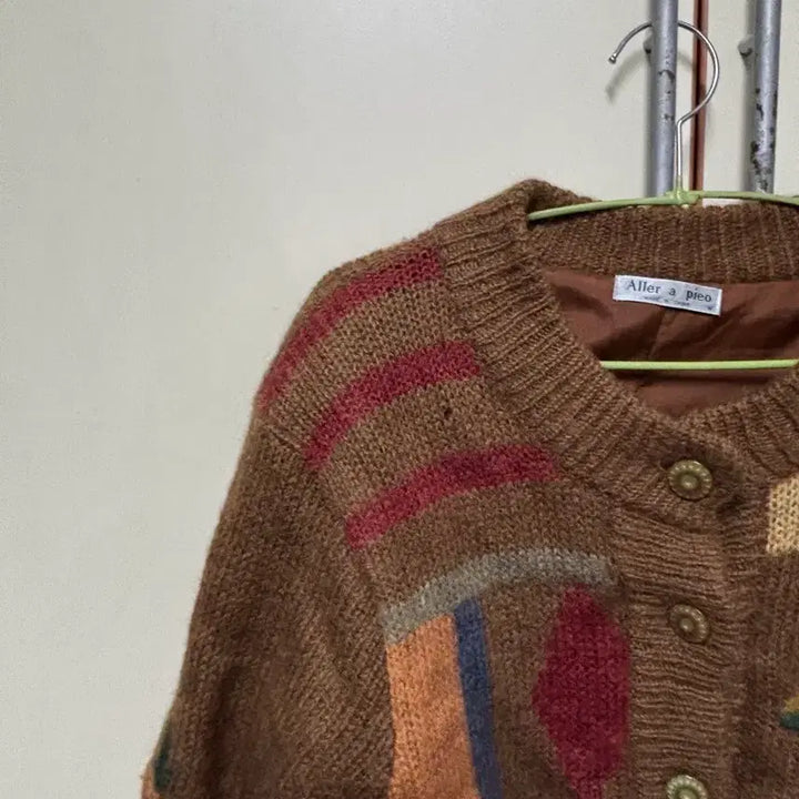 [BUNJANG] Vintage Japanese Wool Blend Embroidered Cardigan / 일본 울 혼방 빈티지 자수 가디건 모리걸
