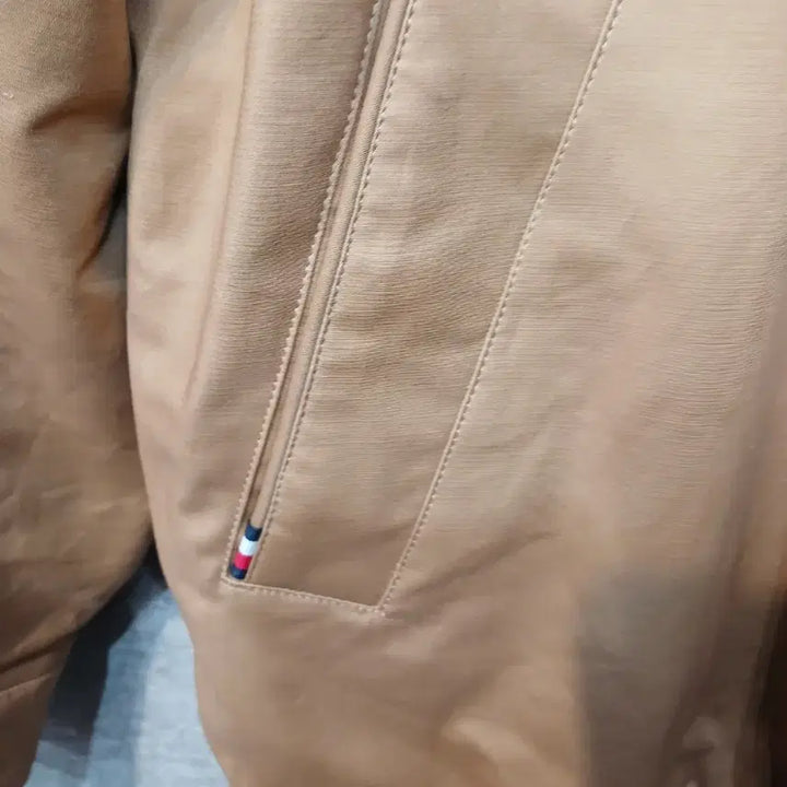 [BUNJANG] Tommy Hilfiger Beige Bomber Jacket / 타미힐피거 베이지 봄버 자켓