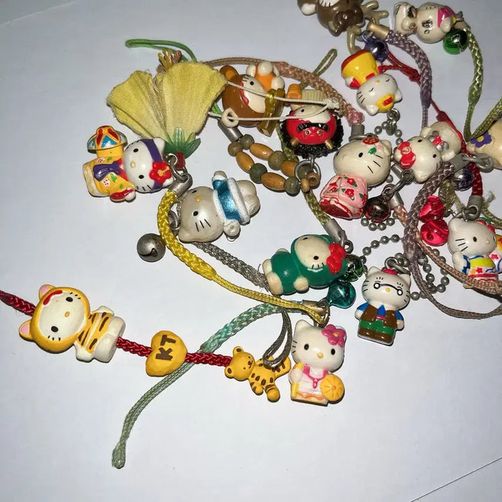 [BUNJANG] Vintage Hello Kitty Bundle Set / 일괄)고전키티스트랩/키티알맹이/킽스/아빠키티/동물키티/마리모/기모노/엔젤