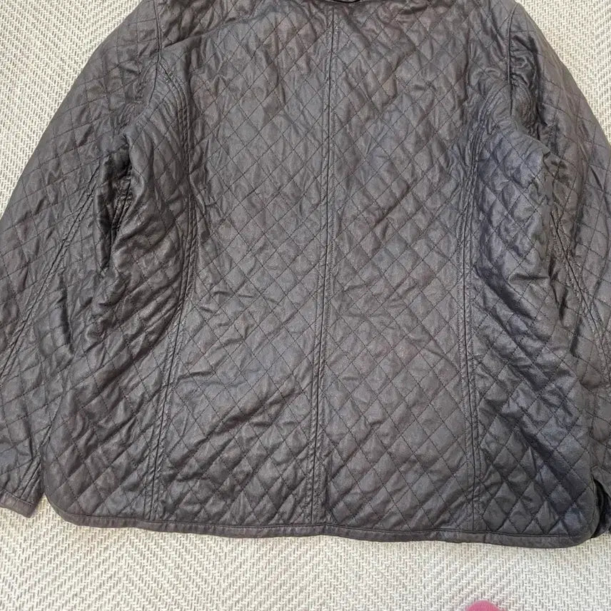 [BUNJANG] Vintage Diamond Quilted Multi-Pocket Hooded Jacket / 빈티지 다이아몬드 퀼팅 멀티포켓 후드 자켓  J03950