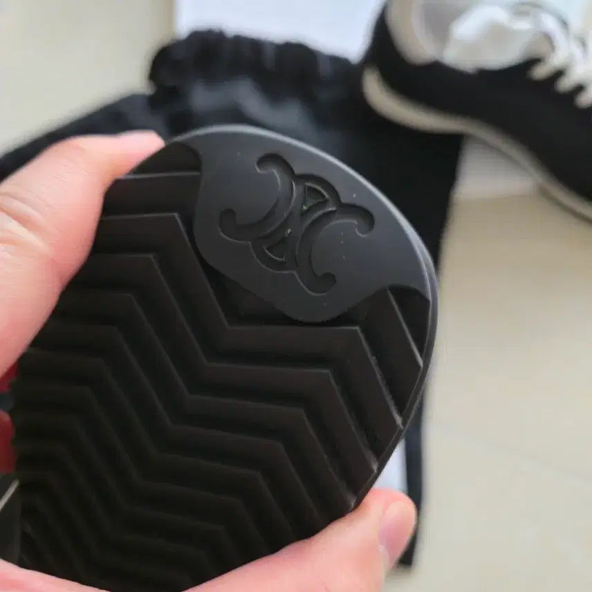 [BUNJANG] Celine Runner Sneakers (Black, Size 38) / 셀린느 블랙 러너 스니커즈 새상품 풀셋 38사이즈