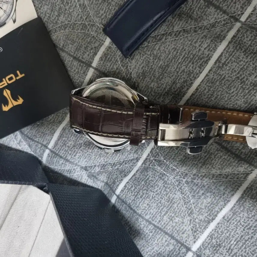 [BUNJANG] Torso Quartz Watch / 토르소 쿼츠 시계