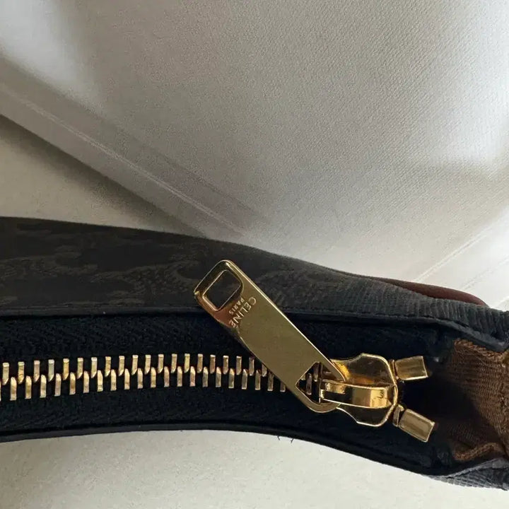 [BUNJANG] Celine Ava Small Hobo Bag / [정품]새상품급 셀린느 아바백 호보백 스몰