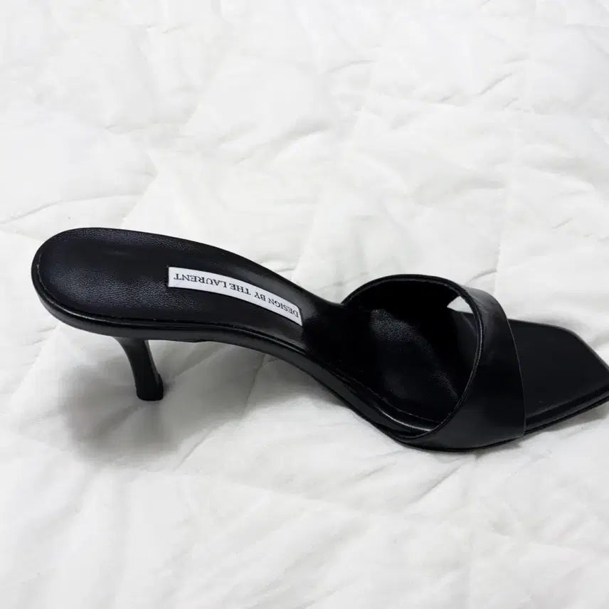 [SOLD OUT] (새상품) 더로랑 켈리뮬(KELLY MULE) 245