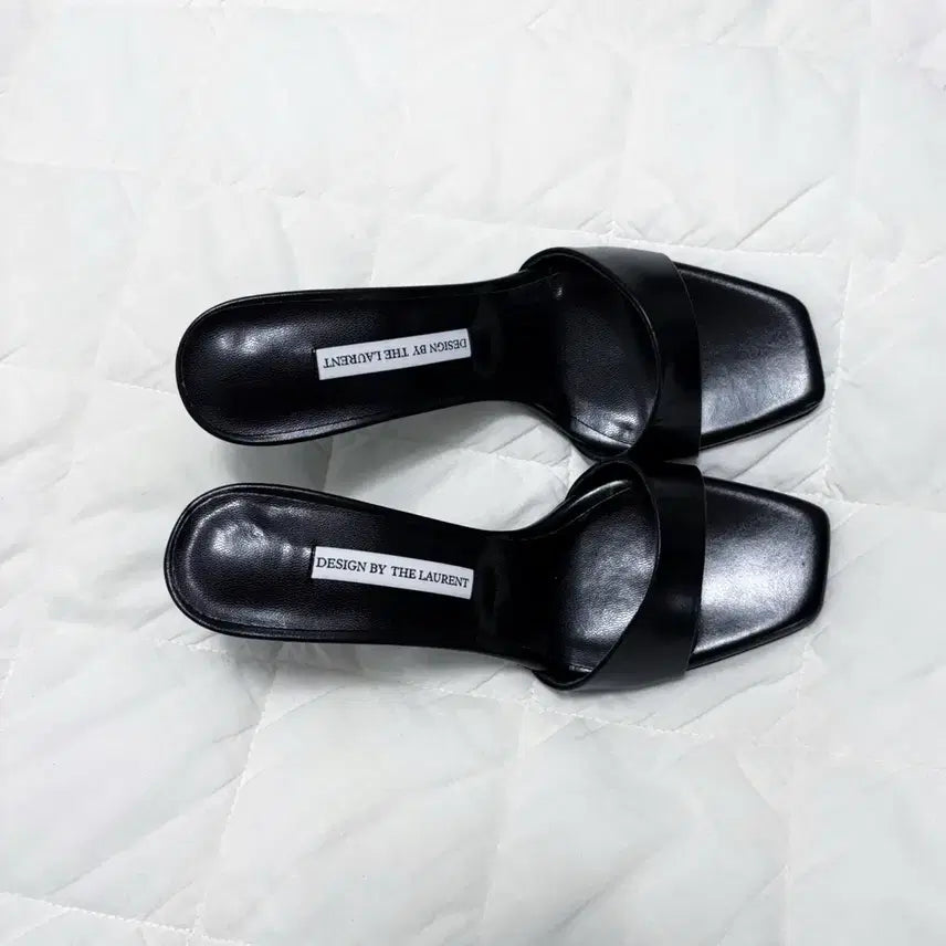 [SOLD OUT] (새상품) 더로랑 켈리뮬(KELLY MULE) 245